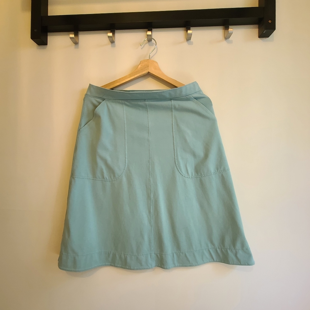 Patagonia pale turquoise skirt. Size small with pockets!